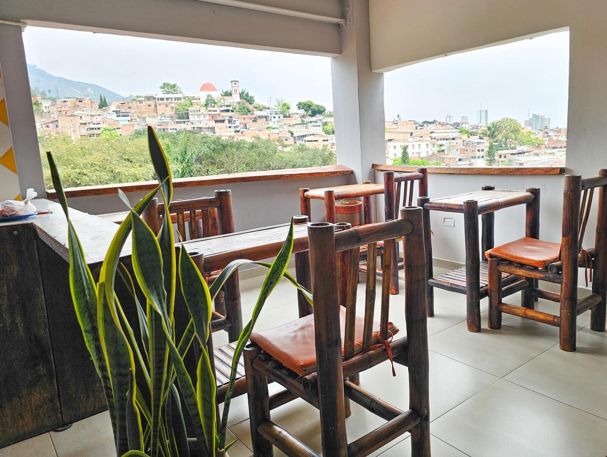 La Mercedes Lite Hostal By Mh - Cali — Photos 2